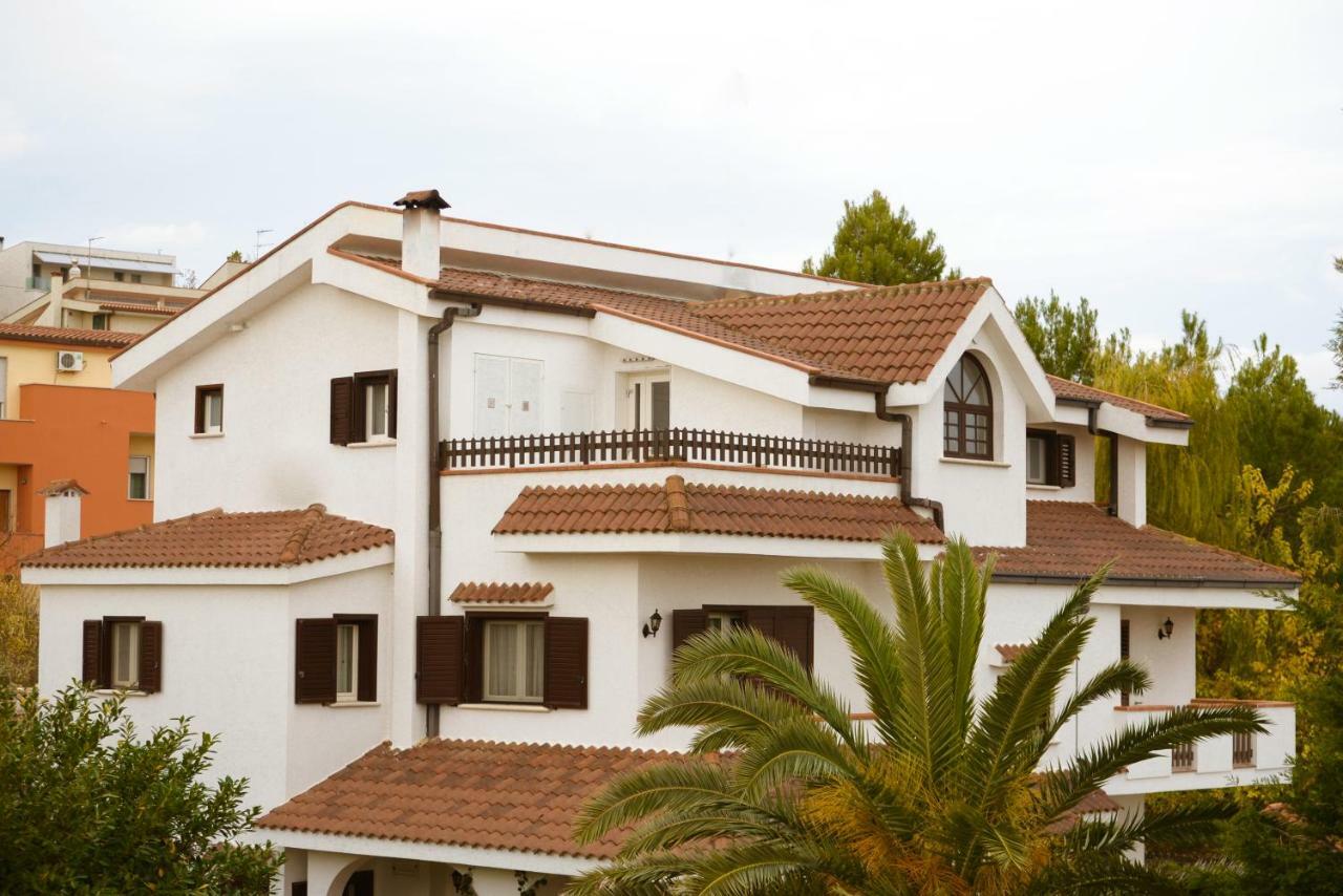 مونتيسكاليوزو Domus Dams B&B المظهر الخارجي الصورة